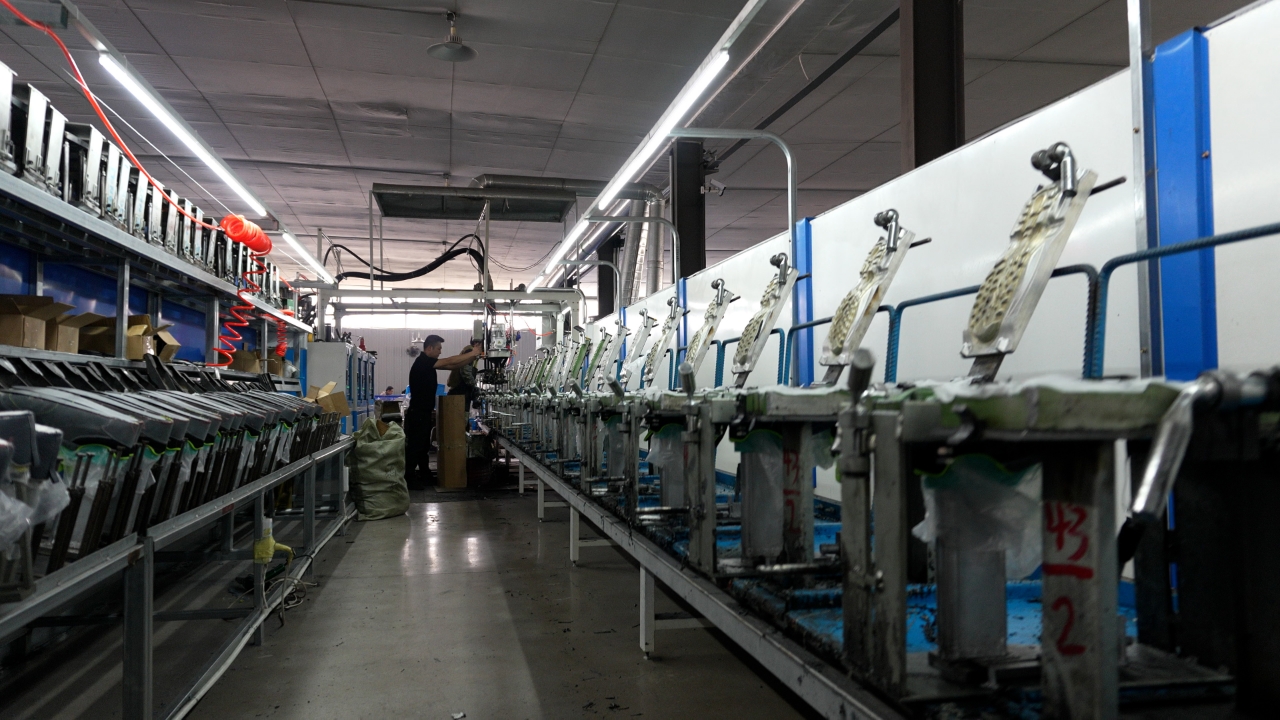 item no.tg25 factory outlet ce certified safety shoes, high cut, impact resistant crush resistant puncture proof anti static safety footwear